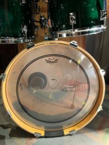 TAYE. bombo 20x16 v2.jpeg