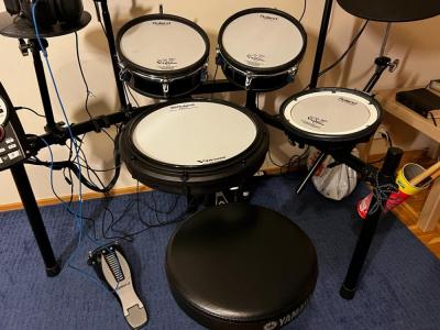 Roland TD 11 1.jpg