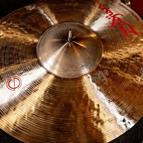 Zildjian Mega Doom 22