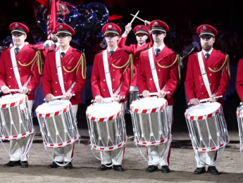 La historia de los rudimentos de batería