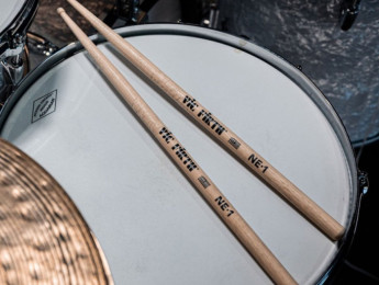 Vic Firth lanza baquetas signature de Mike Johnston y Nate Smith