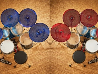 Platos de bajo volumen Millenium Still ahora en rojo y azul