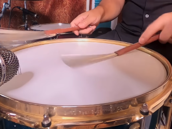 Vater Beantown Brush, escobillas vintage con raíces en el jazz de Boston