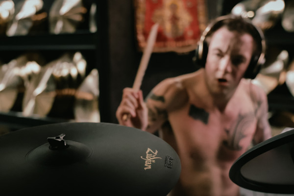 Zildjian abre su "Artist Vault" a Alesis: sus platos más codiciados llegan al ecosistema BFD